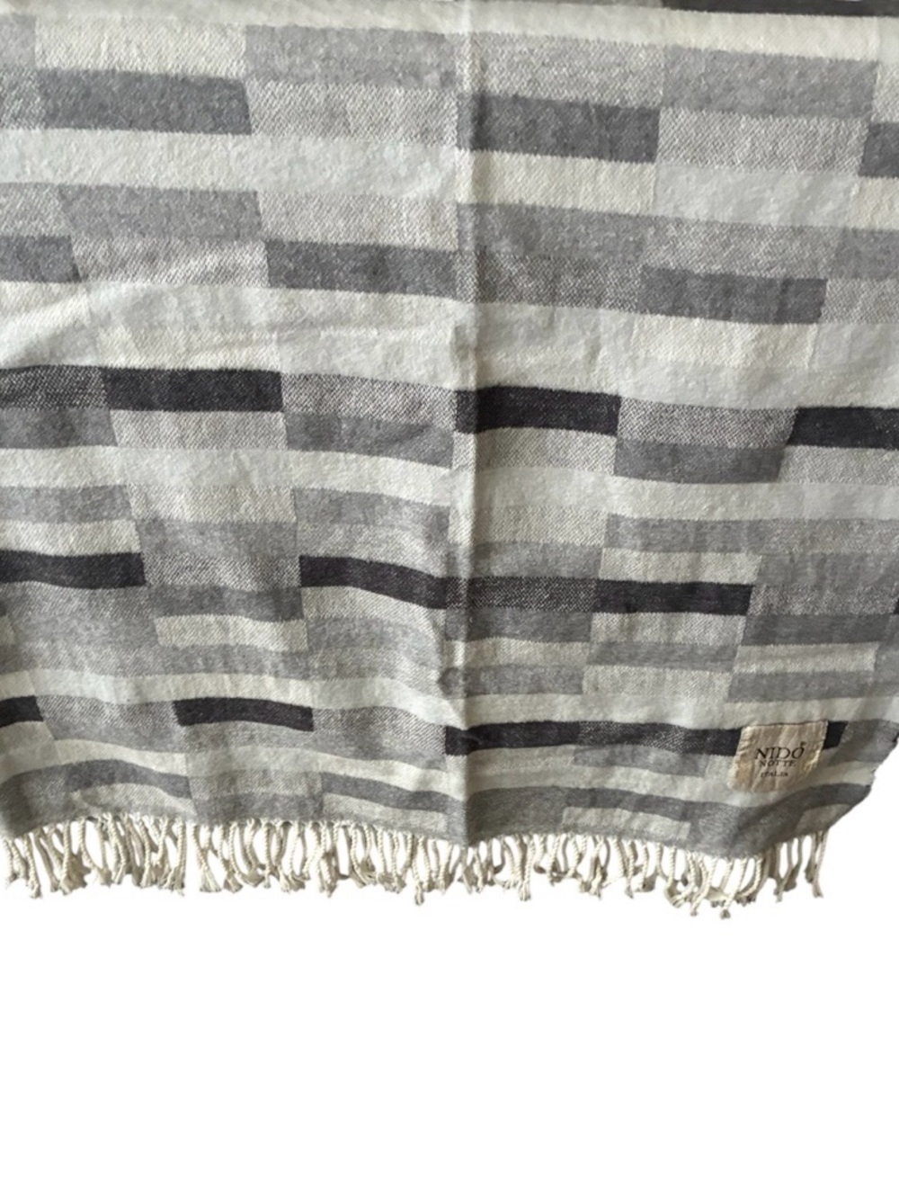 Nido Notte Italia Throw Blanket Gray‎ Plaid Fringe